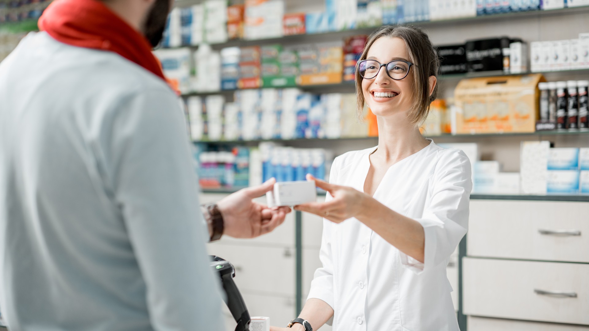 Cash-handling-Pharmacies-16-9