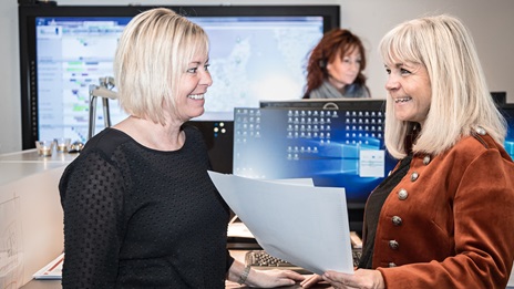 Service-and-support-16-9